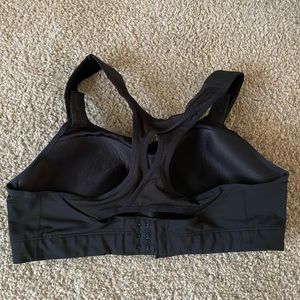 Brooks sports bra